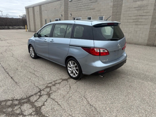 2012 mazda5 minivan in Cars & Trucks in Cambridge - Image 2