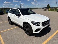 2019 MERCEDES-BENZ GLC 300 4MATIC ACTIVE TITLE Mileage 51.750KM Engine :2.0L TURBO Transmission: Aut... (image 3)
