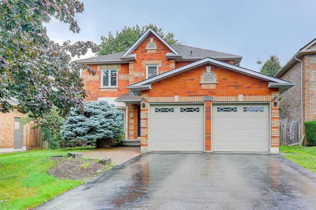 Must Sell Home Immediately. Price Reduced Below Market Value in Houses for Sale in Mississauga / Peel Region