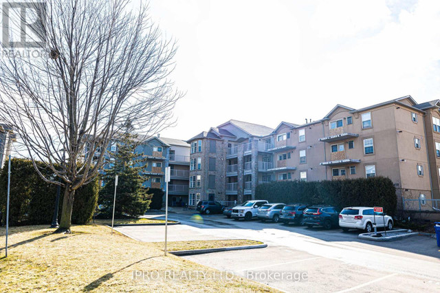 #306 -1450 BISHOPS GATE Oakville, Ontario in Condos for Sale in Oakville / Halton Region - Image 2