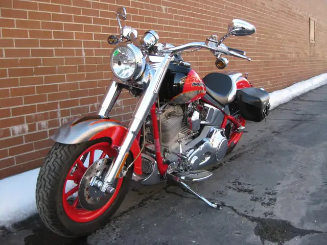 2005 Harley Davidson FLSTFSE-CVO in Street, Cruisers & Choppers in City of Toronto - Image 9