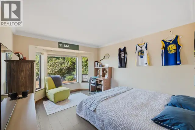 2008 BLAIRVIEW AVENUE North Vancouver, British Columbia in Houses for Sale in North Shore - Image 19