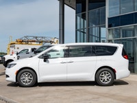 Welcome to 400 Chrysler Dodge Jeep Ram. Powerful 3.6L Pentastar V-6 engine - Advanced infotainment s... (image 4)