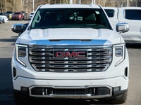 495 LB-FT of Torque. 1,200 KM Range. Welcome to the 2023 GMC Sierra Denali Duramax. Overview Imagine... (image 5)