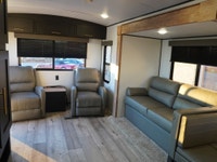 SALE PRICE: $31,800 **ASK US HOW TO RECEIVE A PRICE DISCOUNT WITH DEALER ARRANGED FINANCING O.A.C.**... (image 7)