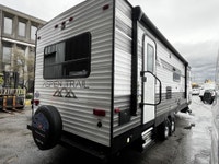 2022 Aspen Trail 28 Foot Travel Trailer With 1 Slide Out 2 door air conditioning awning sleeps 6 que... (image 7)