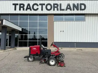 Welcome to Tractorland Kubota - (Regina) For sale is a 2013 Toro Reelmaster 3100-D Sidewinder with 2...
