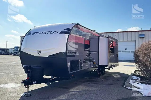 2025 VENTURE RV STRATUS 241VRK in Travel Trailers & Campers in Calgary - Image 8