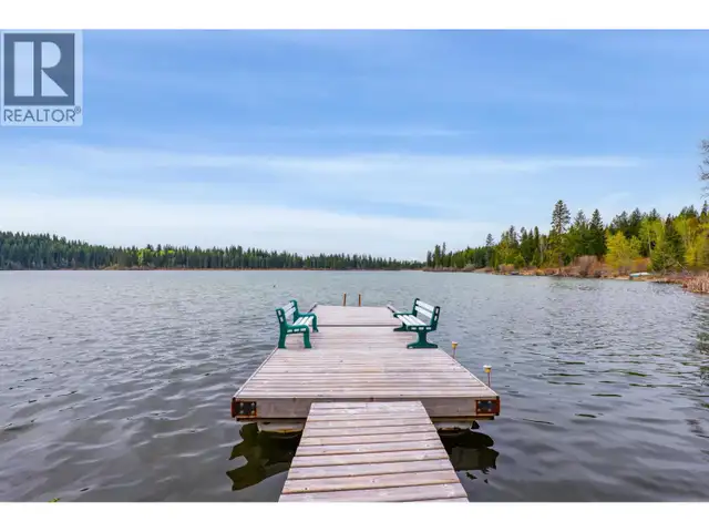 7796 N BRIDGE LAKE ROAD Bridge Lake, British Columbia in Houses for Sale in 100 Mile House - Image 20