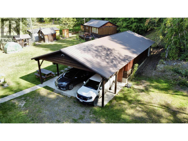 3662 HIGGINS ROAD Canim Lake, British Columbia in Houses for Sale in 100 Mile House - Image 4