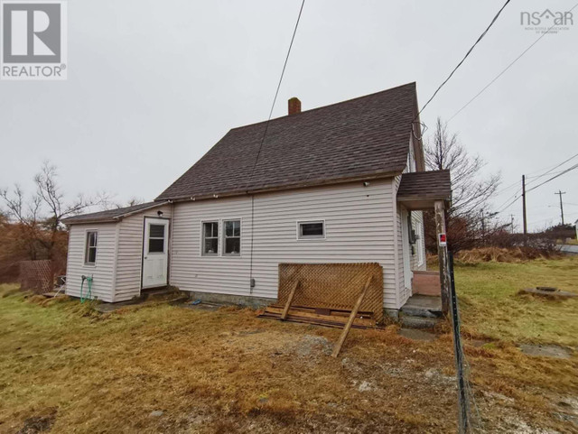 5877 HIGHWAY 3 Highway Shag Harbour, Nova Scotia in Houses for Sale in Yarmouth - Image 2