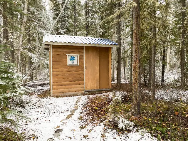 Log home on 10.98 acres (40 mins from Faro) - Felix Robitaille® in Houses for Sale in Whitehorse - Image 24