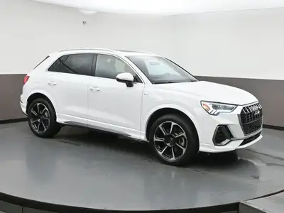 Refined and capable, the 2024 Audi Q3 Progressiv blends luxury comfort with everyday practicality. P...