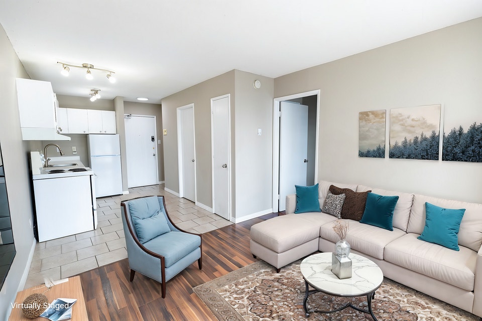 Downtown Calgary Apartment For Rent 5