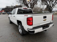 Welcome to Murray Buick GMC - Penticton Take on the day with our 2018 Chevrolet Silverado 1500 Custo... (image 3)