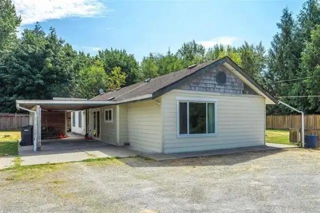 4102 LEFEUVRE ROAD Abbotsford, British Columbia in Houses for Sale in Abbotsford - Image 3
