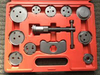 Kit d'outils 12pcs pour freins a disque calipers  NEUF!