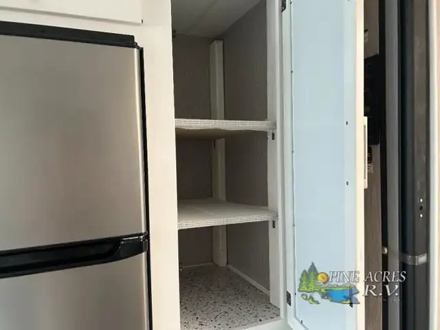 2022 Coachmen RV Pursuit 29XPS Front Bunk 11 Miles in RVs & Motorhomes in Moncton - Image 31