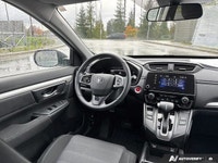 This Honda CR-V delivers a Intercooled Turbo Regular Unleaded I-4 1.5 L/91 engine powering this Vari... (image 8)