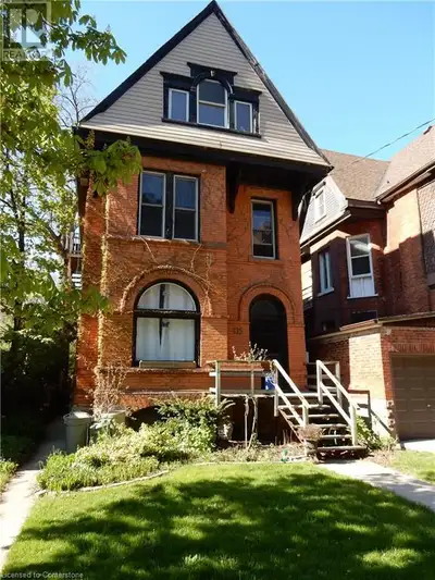 115 CHARLTON Avenue Unit# 3 Hamilton, Ontario