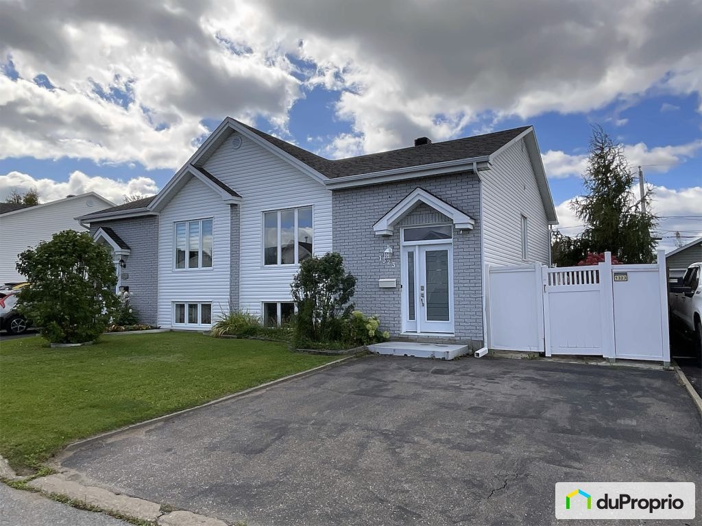 $299,500 - Semi-detached for sale in La Baie — photo 2