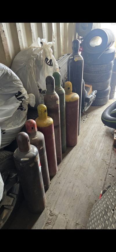 Used gas bottles for sales. 7 in total. Previously used bottles from a welding company. Pick up in p...