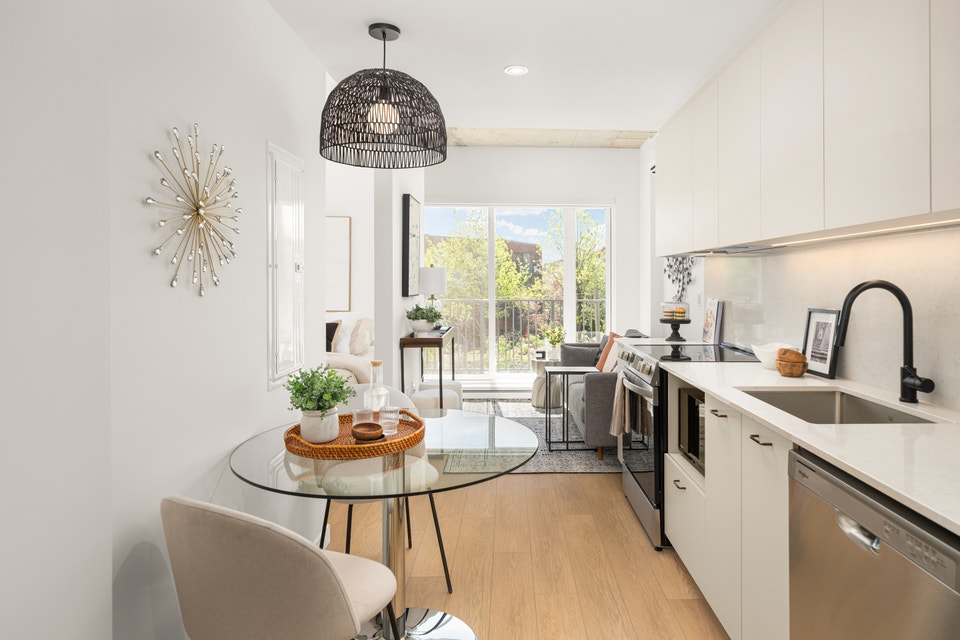 2.5-Studio condo à louer à Rosemont face au Parc Lafond-Joseph 5