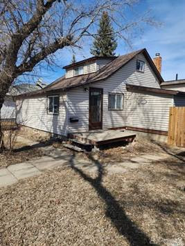 1521 4th STREET in Houses for Sale in Regina - Image 2