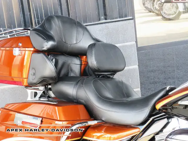 2008 Harley-Davidson FLHTCUSE3 - CVO Screamin' Eagle Ultra Class in Sport Touring in Cambridge - Image 7