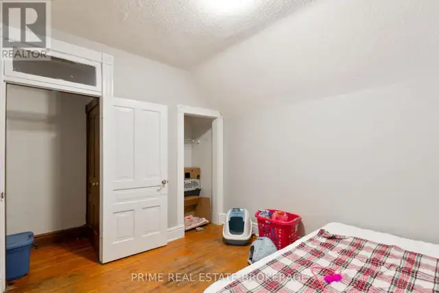 142 JOHN STREET London East (East F), Ontario in Houses for Sale in London - Image 17