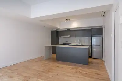 Renovated Akelius one bedroom apartment for rent. Located near Marie-Anne in the Plateau Mont-Royal...