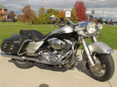- being Sold AS IS - ONLY $2,950 + tax. 2003 Road King with 77,000 miles. Great Condition, just the...