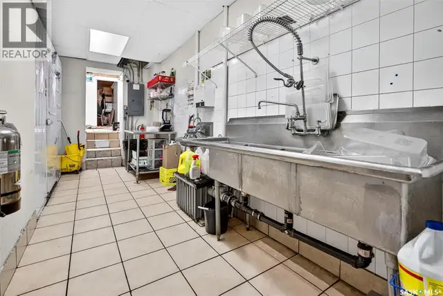 220-222 Main STREET N Moose Jaw, Saskatchewan in Commercial & Office Space for Sale in Moose Jaw - Image 21