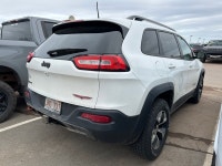 Low Mileage, Bluetooth, Rear View Camera, Air Conditioning, Aluminum Wheels! According to Edmunds, t... (image 3)