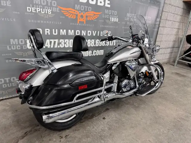 2009 Yamaha V-Star 950 Tourer in Street, Cruisers & Choppers in Drummondville - Image 5