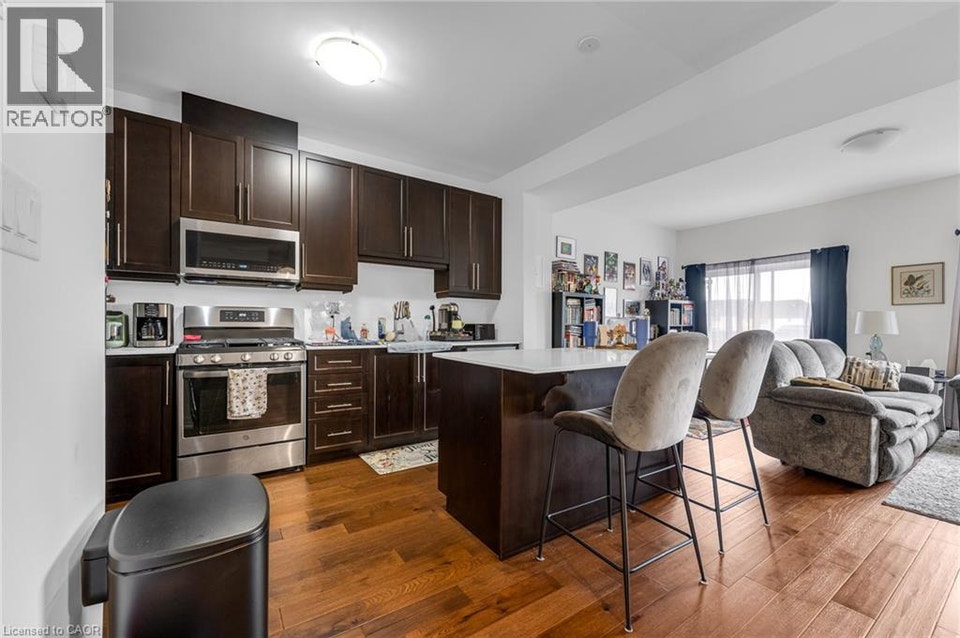 4879 CONNOR Drive Beamsville, Ontario 2