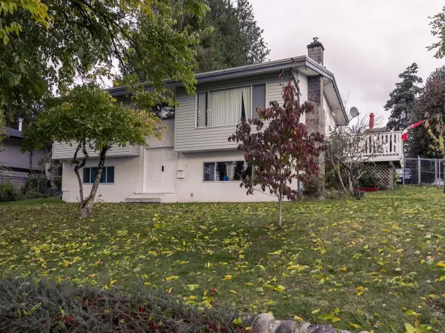 32591 FLEMING AVENUE Mission, British Columbia in Houses for Sale in Mission - Image 2