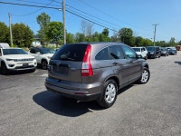 "• Power_Windows • Power_Mirrors • Power_Locks • Keyless_Entry • Air_Conditioning • Tilt_Steering •... (image 4)
