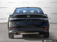 This Nissan Sentra has a trusty Regular Unleaded I-4 2.0 L/122 engine powering this Variable transmi... (image 5)