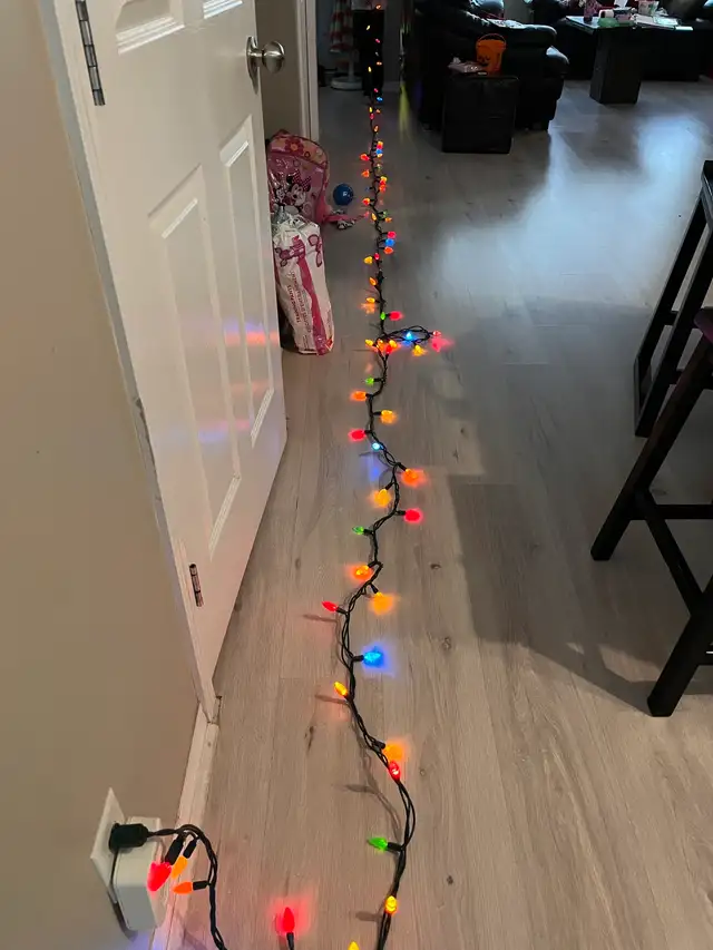 Christmas lights  in Holiday, Event & Seasonal in Calgary - Image 2