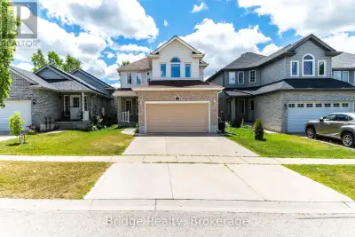 Welcome to this well-maintained 3-bedroom, 2.5-bath detached home featuring a fully finished basemen...