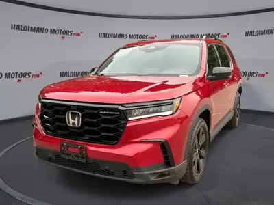 // ACCIDENT FREE!! // // SINGLE OWNER! // This 2024 Honda Pilot Black Edition AWD is a full-size SUV...