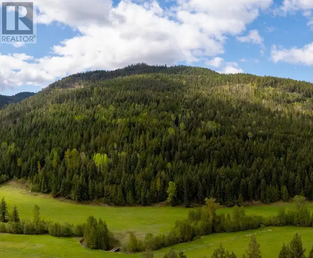 DL5135 Highway 33 E Highway Kelowna, British Columbia in Land for Sale in Penticton - Image 4