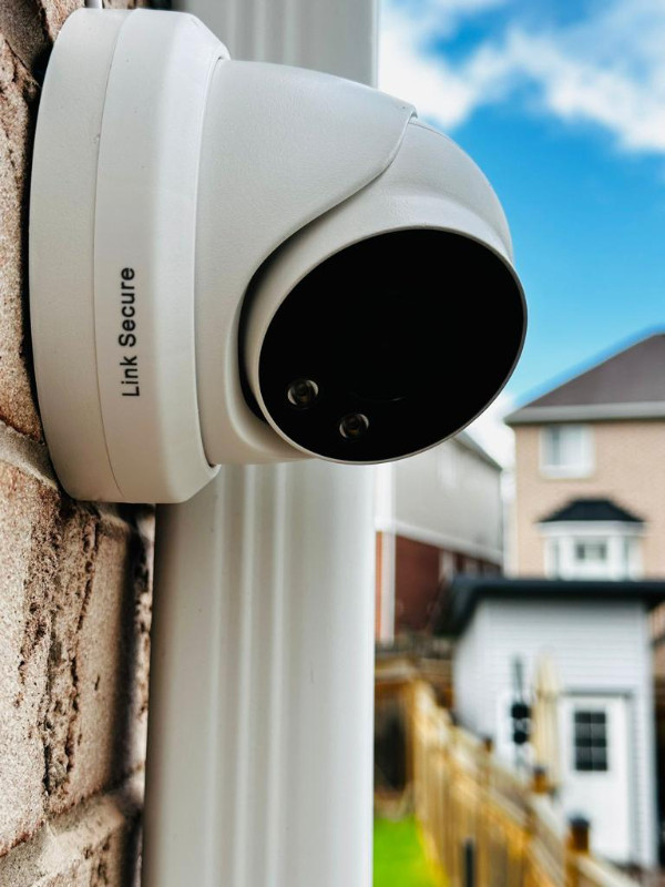 4K security cameras for your home or business- Best Deal in Security Systems in City of Toronto - Image 3
