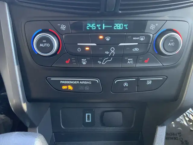 2019 Ford Escape SE AWD | Ford Pass | Heated Front Seats | Blue  in Cars & Trucks in Regina - Image 21