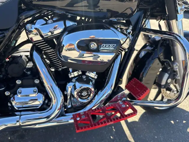 2023 Harley-Davidson Street Glide ~ STREET GLIDE ~ CANANDIAN ~ 1 in Sport Touring in City of Toronto - Image 27