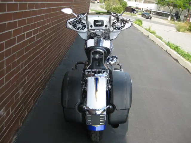 2014 Harley-Davidson FLSTNSE CVO Softail Deluxe in Street, Cruisers & Choppers in City of Toronto - Image 7