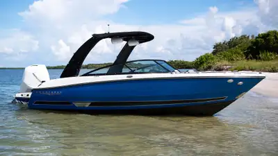 MLM - Muskoka Region Sleek styling, powerful outboard performance, and luxurious seating options hel...