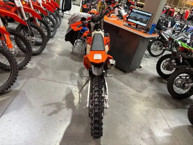 2026 KTM XC 250 W in Dirt Bikes & Motocross in Calgary - Image 11