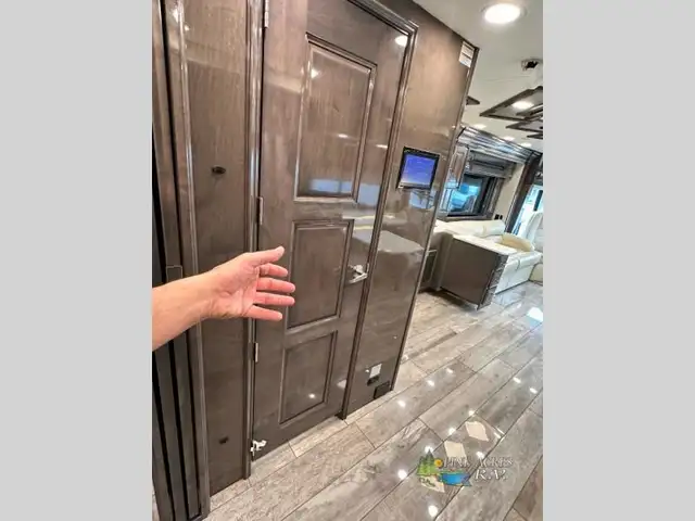 2021 Entegra Coach Anthem 44F only 35K Miles in RVs & Motorhomes in Moncton - Image 63